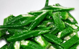 秋葵需要去皮吗？探究秋葵的食用方式与注意事项