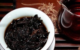 废茶叶水浇花的好处（创造环保家庭，为花草生长加分）