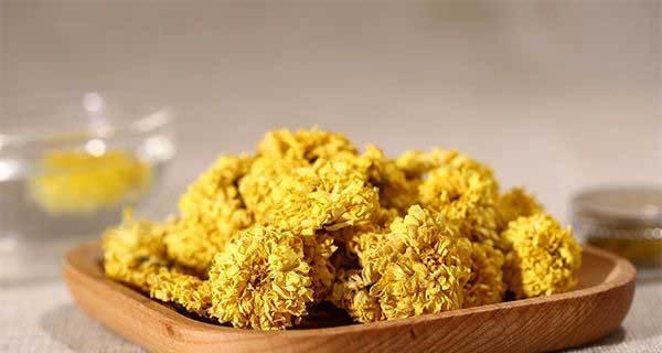 菊花的文化意义与象征（由十二生肖角度分析菊花的代表性）-第3张图片-绿意生活