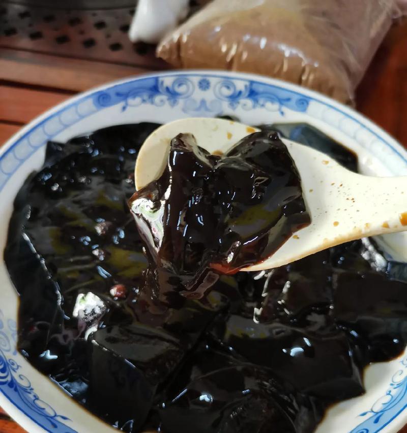 探究烧仙草之神奇（了解烧仙草的成分、功效与使用方法）-第3张图片-绿意生活