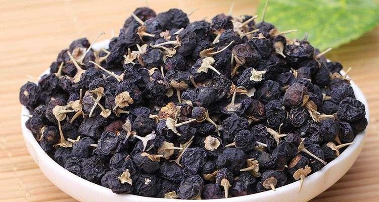 探寻神奇的黑枸杞（黑枸杞植物长什么样？）-第2张图片-绿意生活